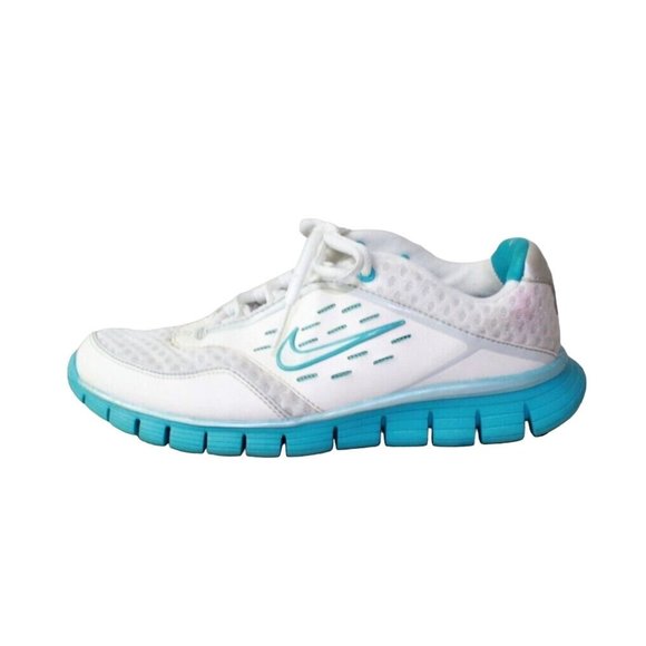 Nike Shoes - Nike White Leather Mesh Low Top Lace-up Sneakers Shoes Size 6